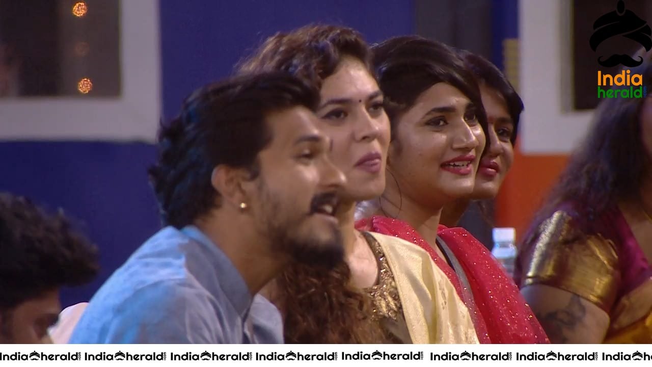 Bigg Boss Tamil Season 3 Day 100 Hot Wallpapers Set 4