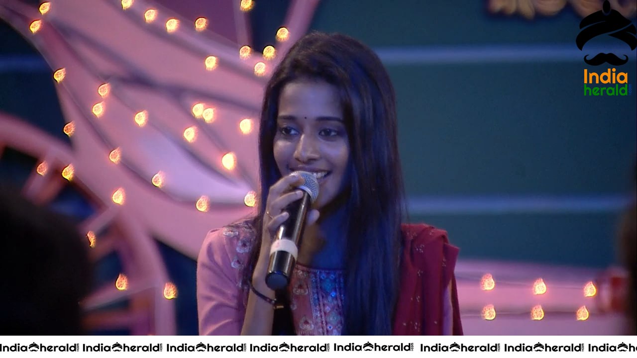 Bigg Boss Tamil Season 3 Day 100 Hot Wallpapers Set 4