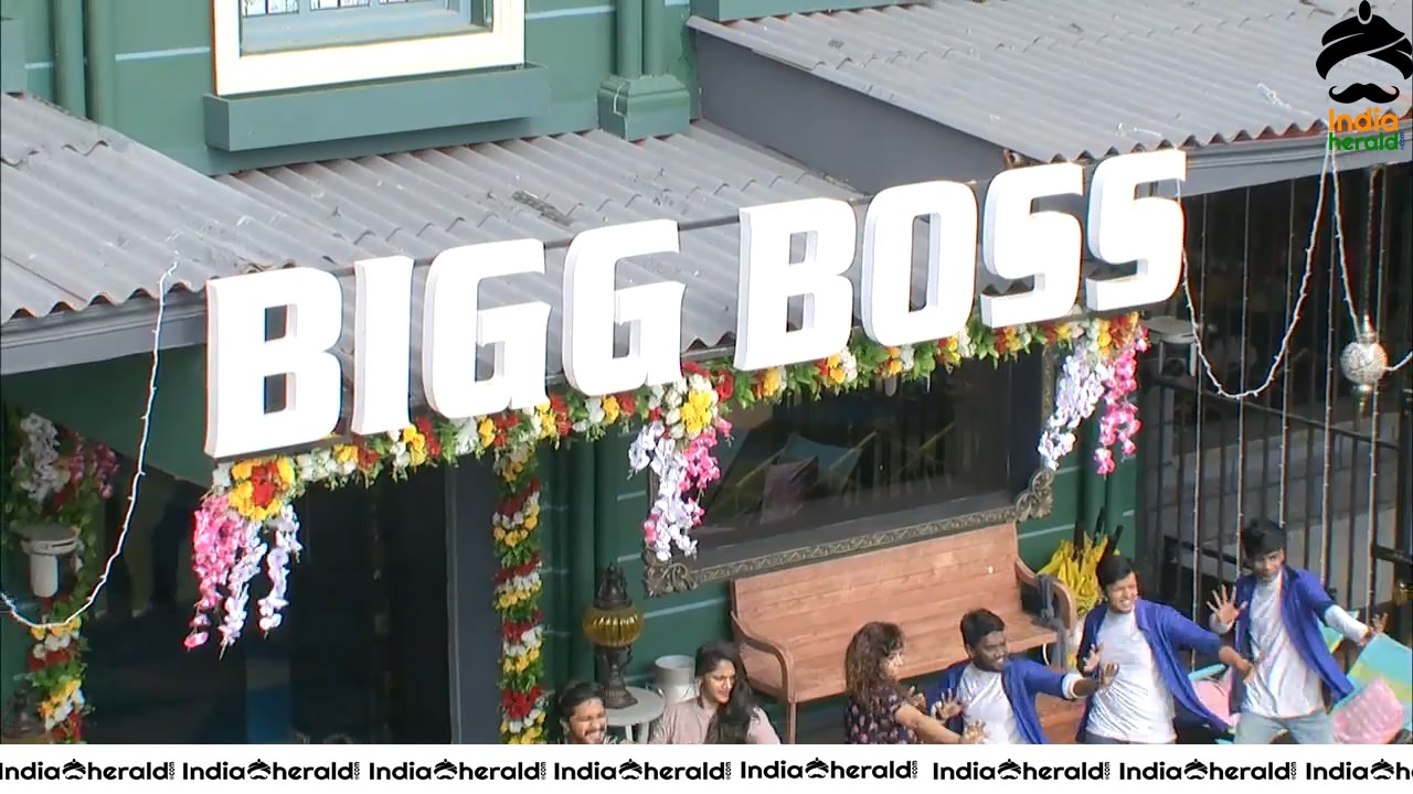 Bigg Boss Tamil Season 3 Day 101 Hot Wallpapers Set 1