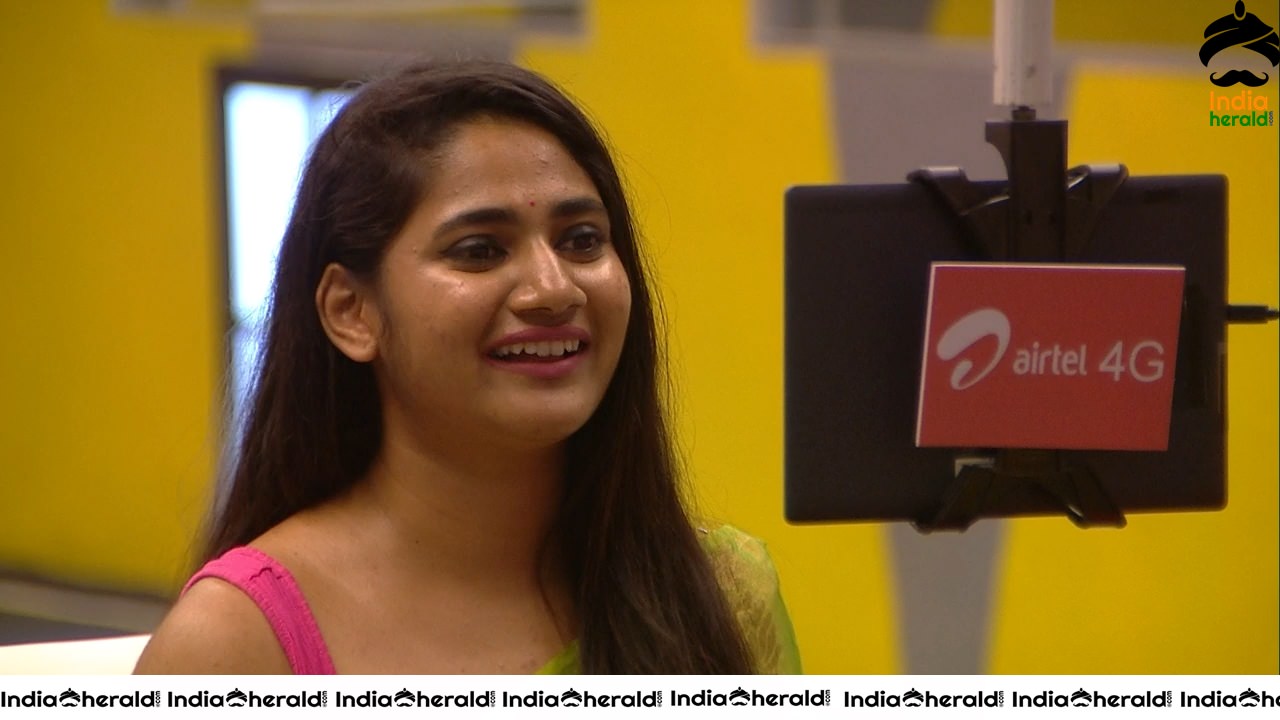 Bigg Boss Tamil Season 3 Day 103 Hot Wallpapers Set 3