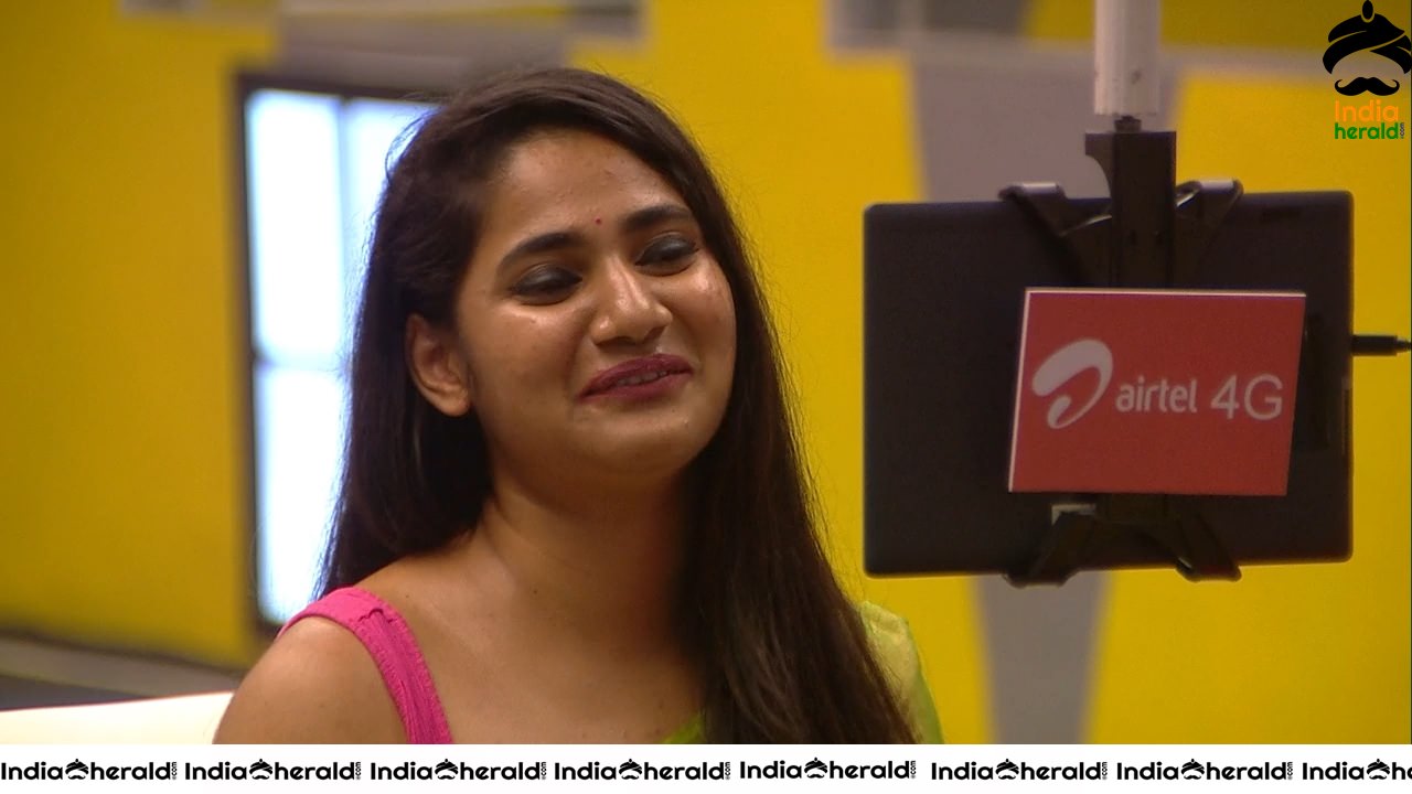 Bigg Boss Tamil Season 3 Day 103 Hot Wallpapers Set 3