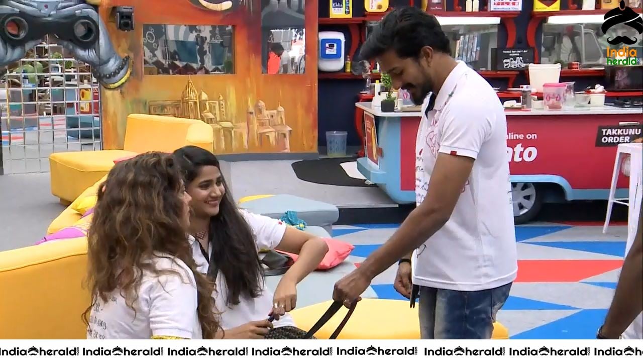 Bigg Boss Tamil Season 3 Day 104 Hot Wallpapers Set 1