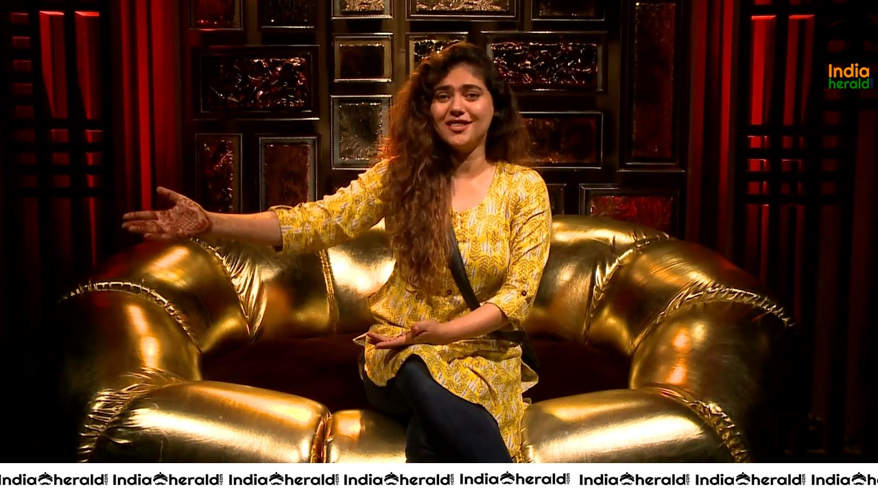 Bigg Boss Tamil Season 3 Day 104 Hot Wallpapers Set 3