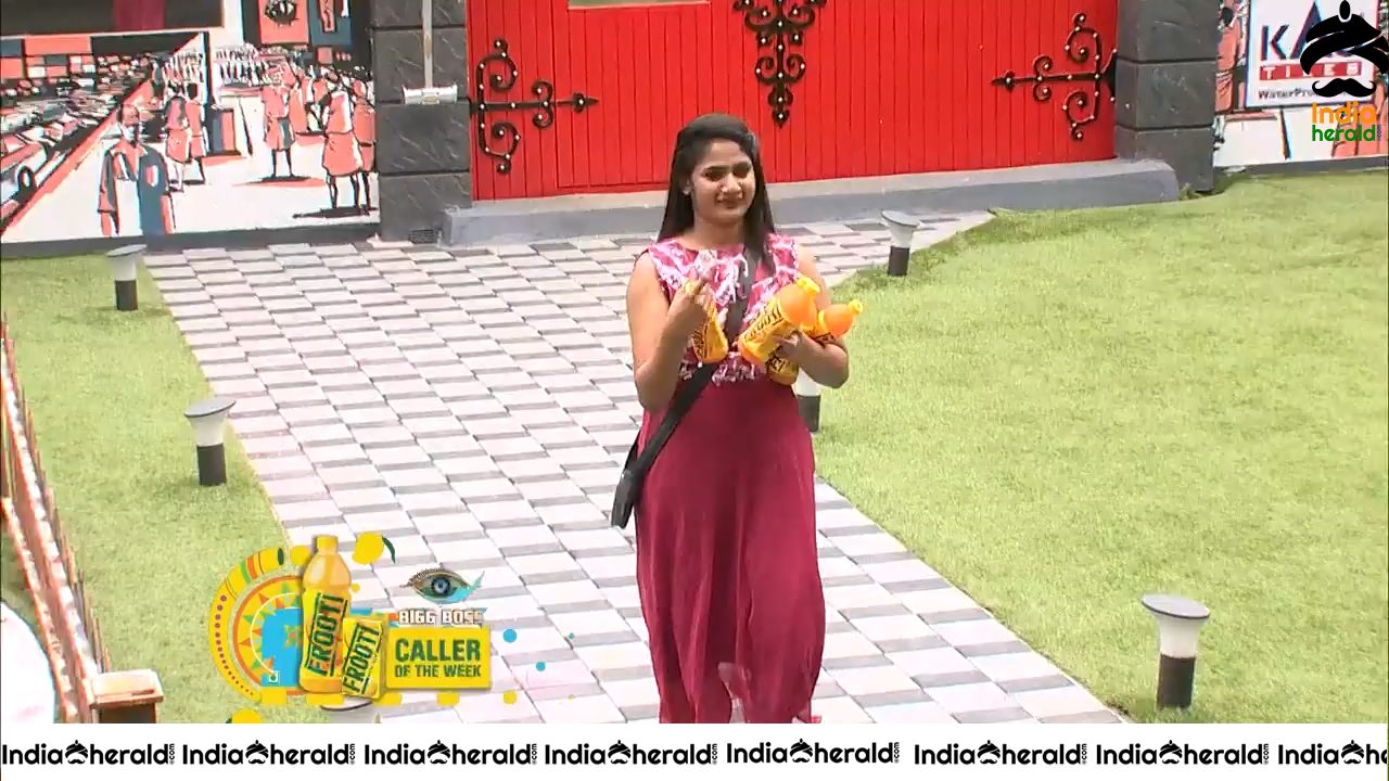 Bigg Boss Tamil Season 3 Day 81 Hot Wallpapers Set 2