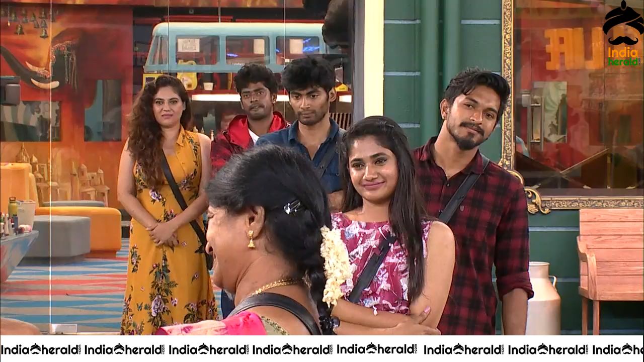 Bigg Boss Tamil Season 3 Day 81 Hot Wallpapers Set 3