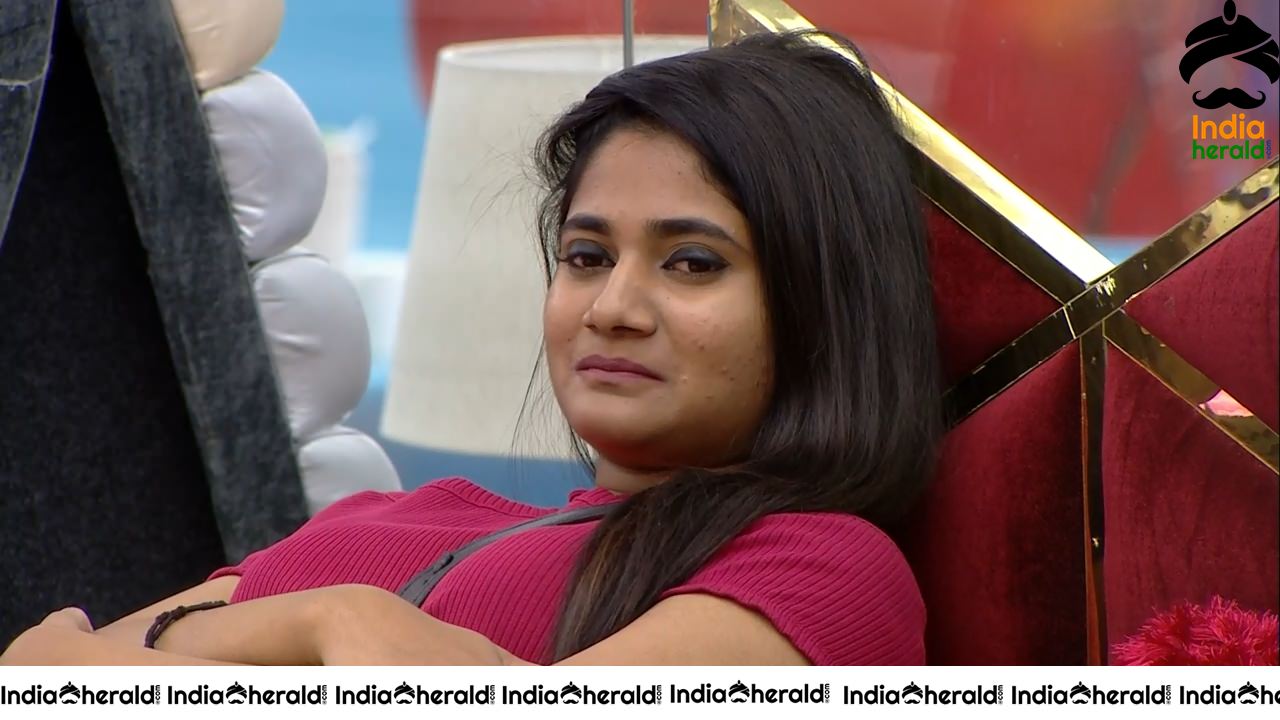 Bigg Boss Tamil Season 3 Day 82 Hot Wallpapers Set 2