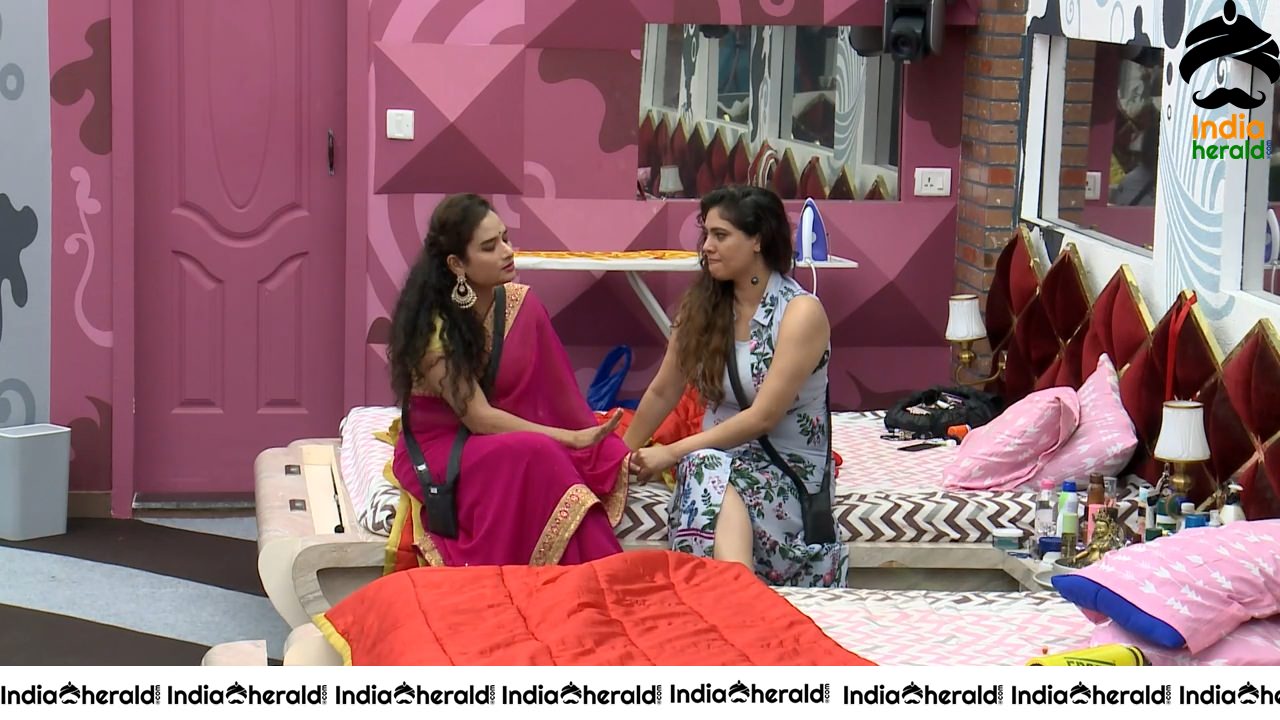 Bigg Boss Tamil Season 3 Day 82 Hot Wallpapers Set 3