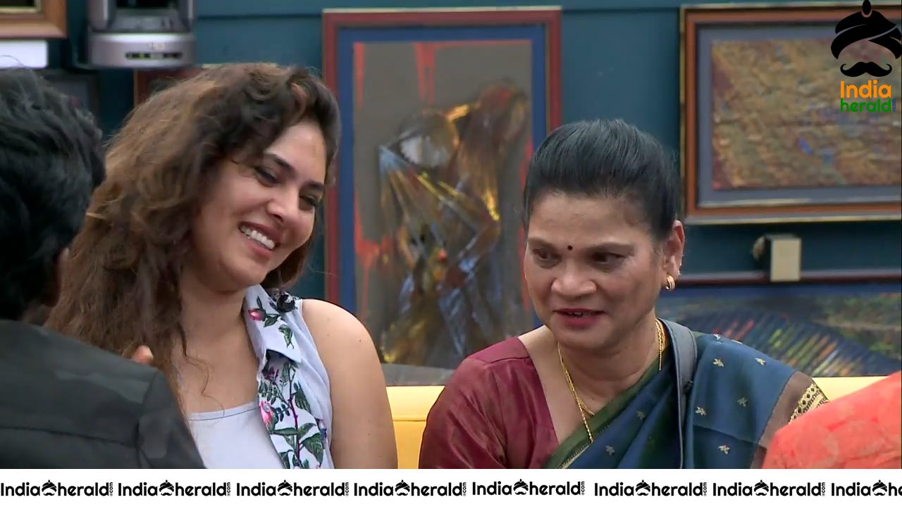 Bigg Boss Tamil Season 3 Day 82 Hot Wallpapers Set 3