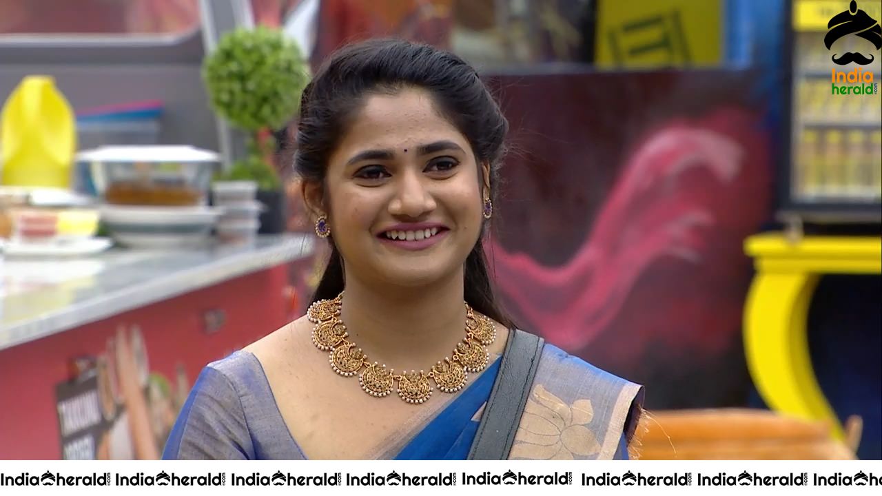 Bigg Boss Tamil Season 3 Day 83 Hot Wallpapers Set 3