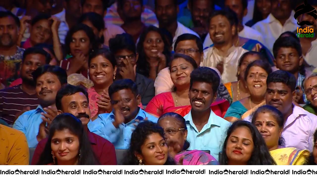 Bigg Boss Tamil Season 3 Day 84 Hot Wallpapers Set 3