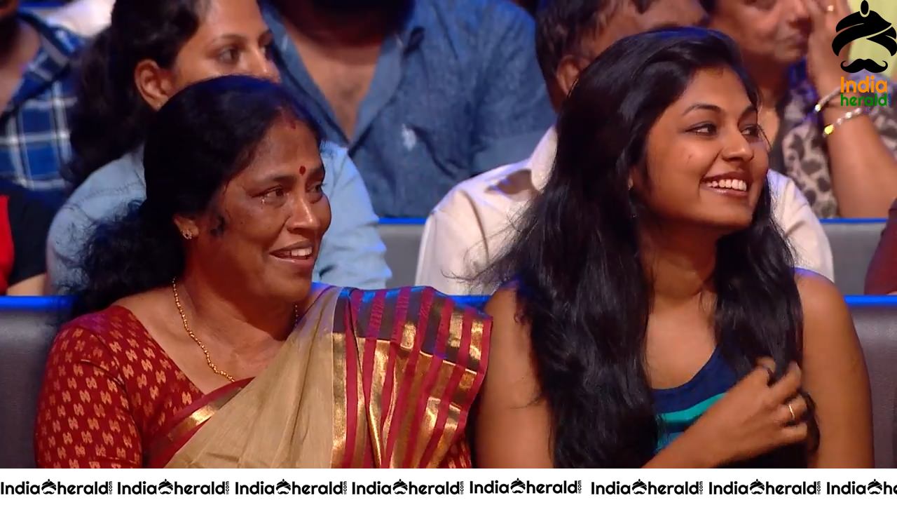 Bigg Boss Tamil Season 3 Day 84 Hot Wallpapers Set 3