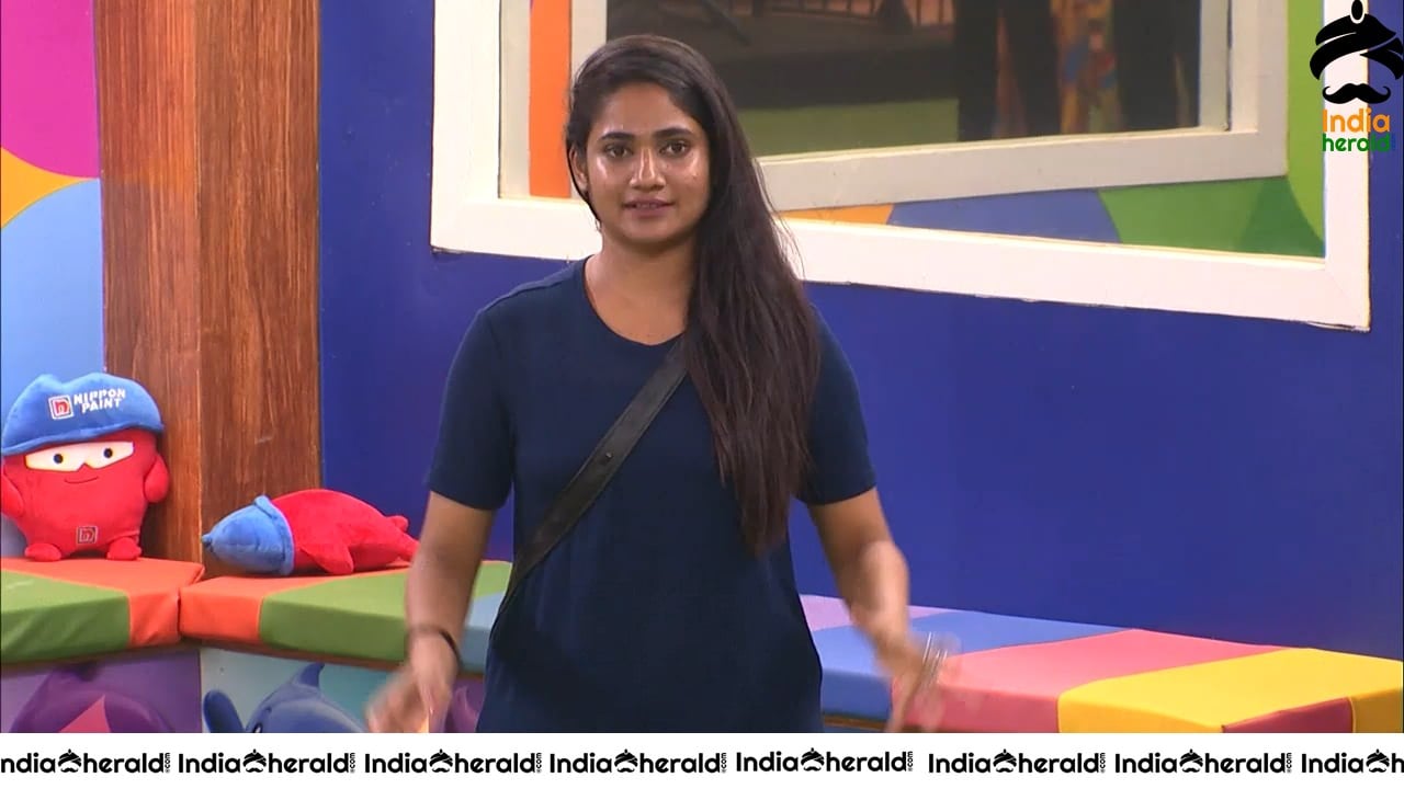 Bigg Boss Tamil Season 3 Day 85 Hot Wallpapers Set 3