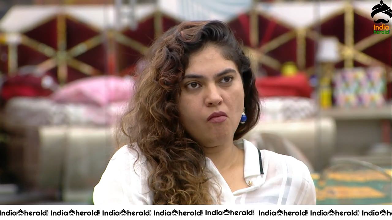 Bigg Boss Tamil Season 3 Day 86 Hot Wallpapers Set 2