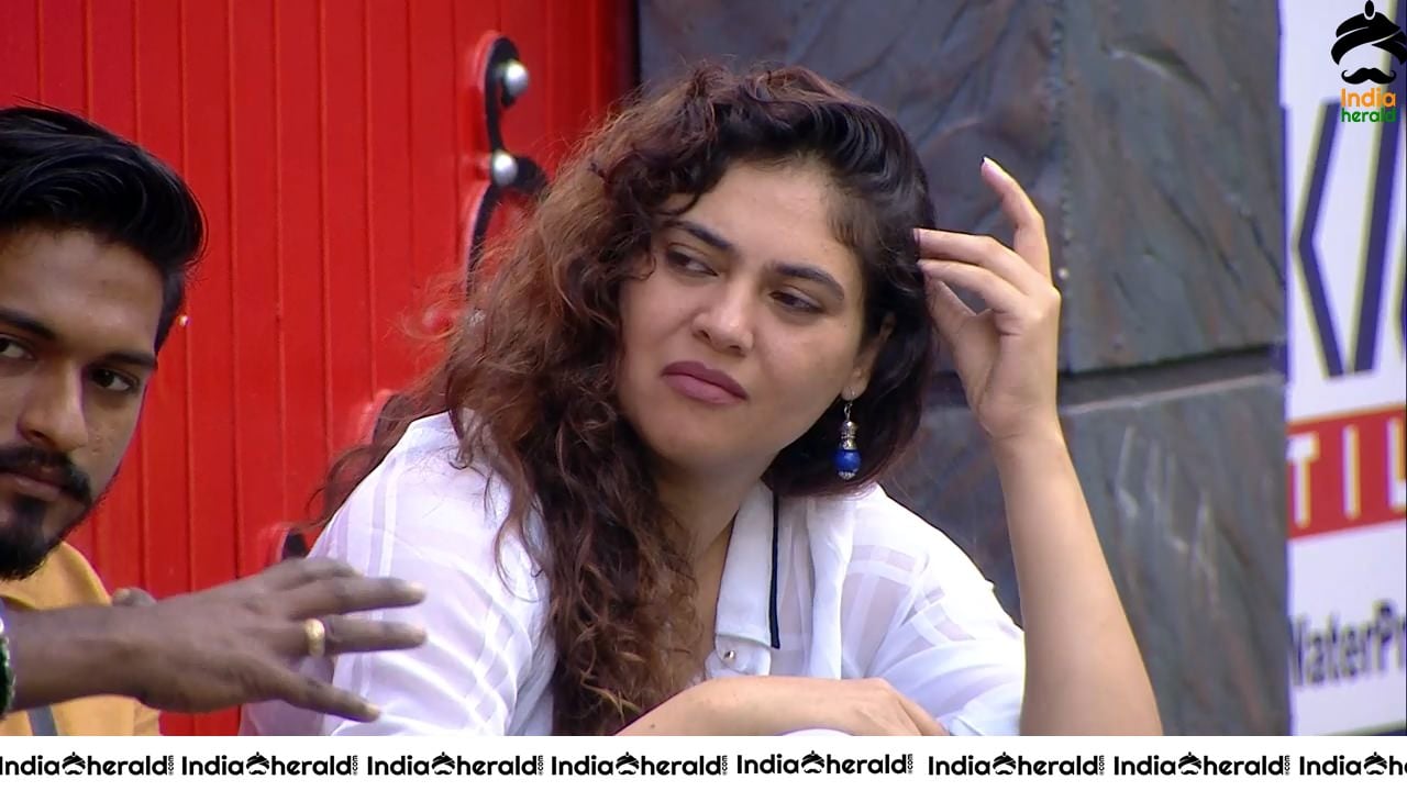 Bigg Boss Tamil Season 3 Day 86 Hot Wallpapers Set 2