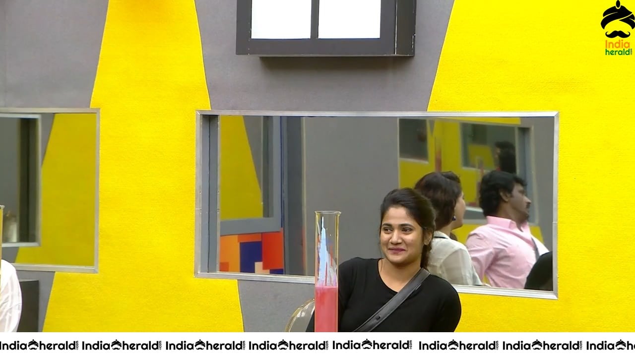 Bigg Boss Tamil Season 3 Day 86 Hot Wallpapers Set 2