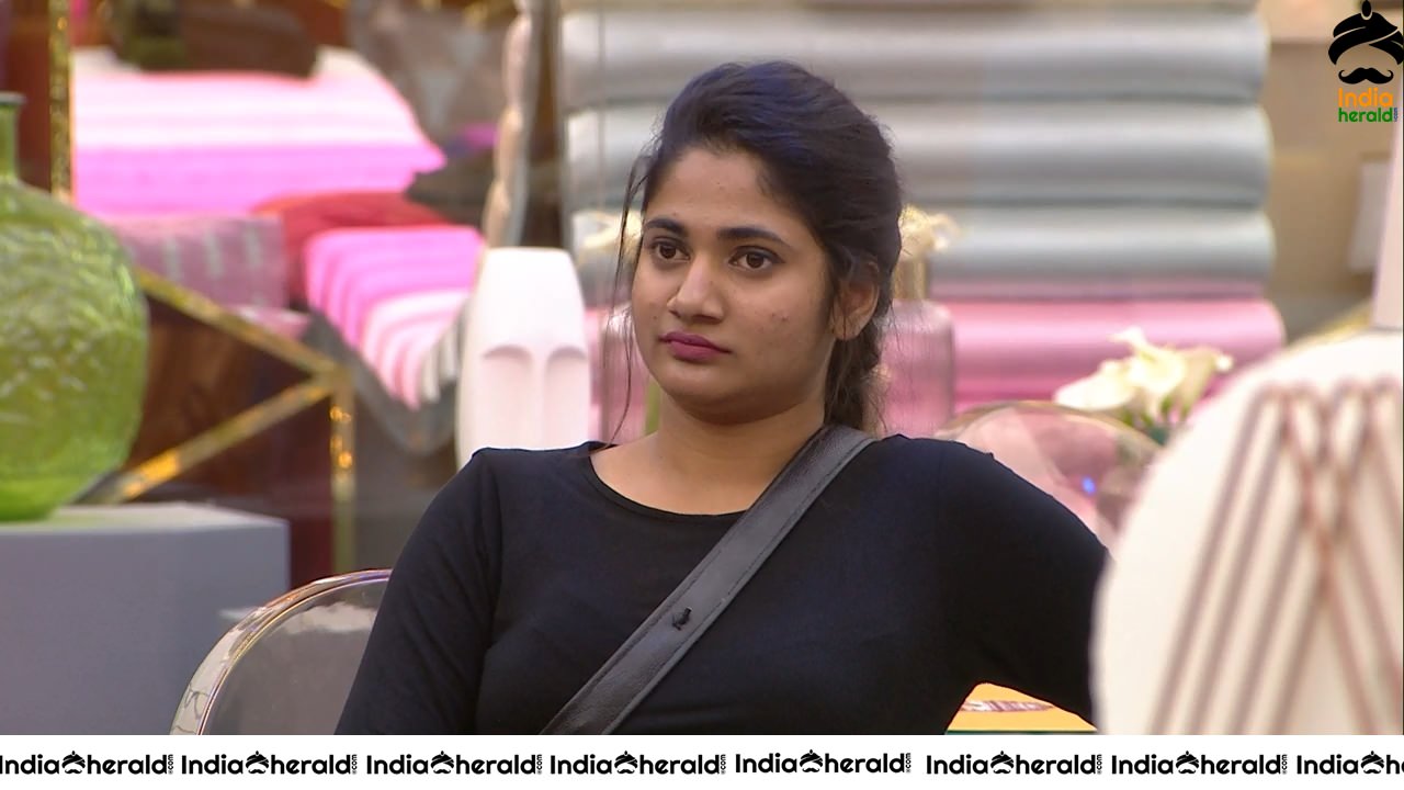 Bigg Boss Tamil Season 3 Day 86 Hot Wallpapers Set 3