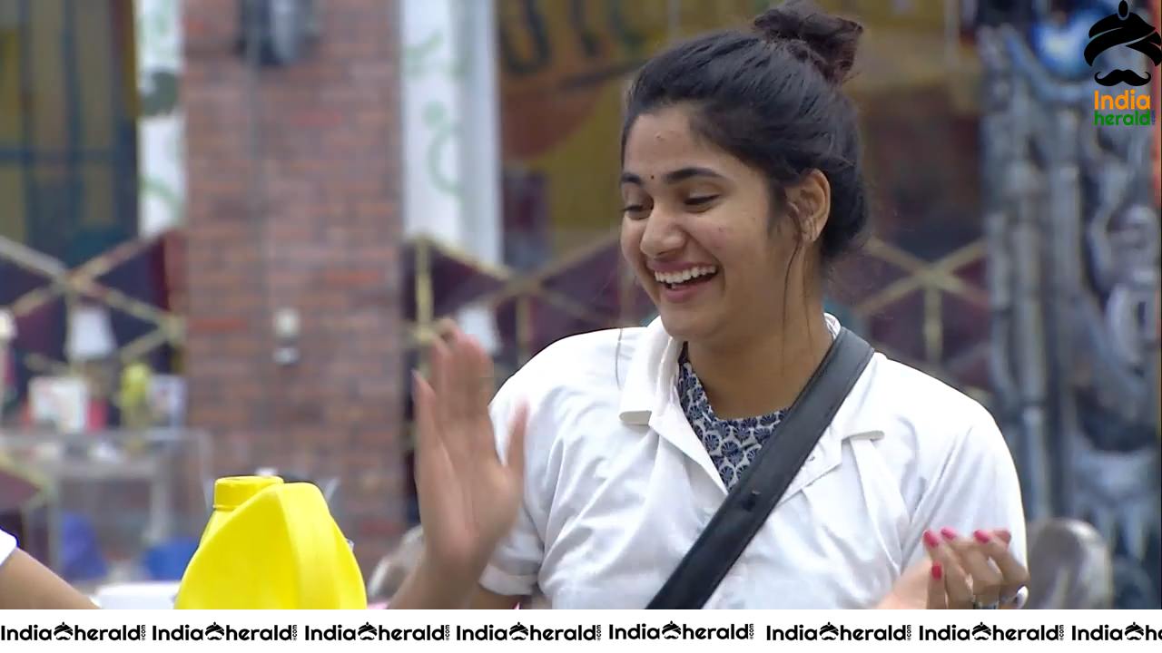 Bigg Boss Tamil Season 3 Day 92 Hot Wallpapers Set 3