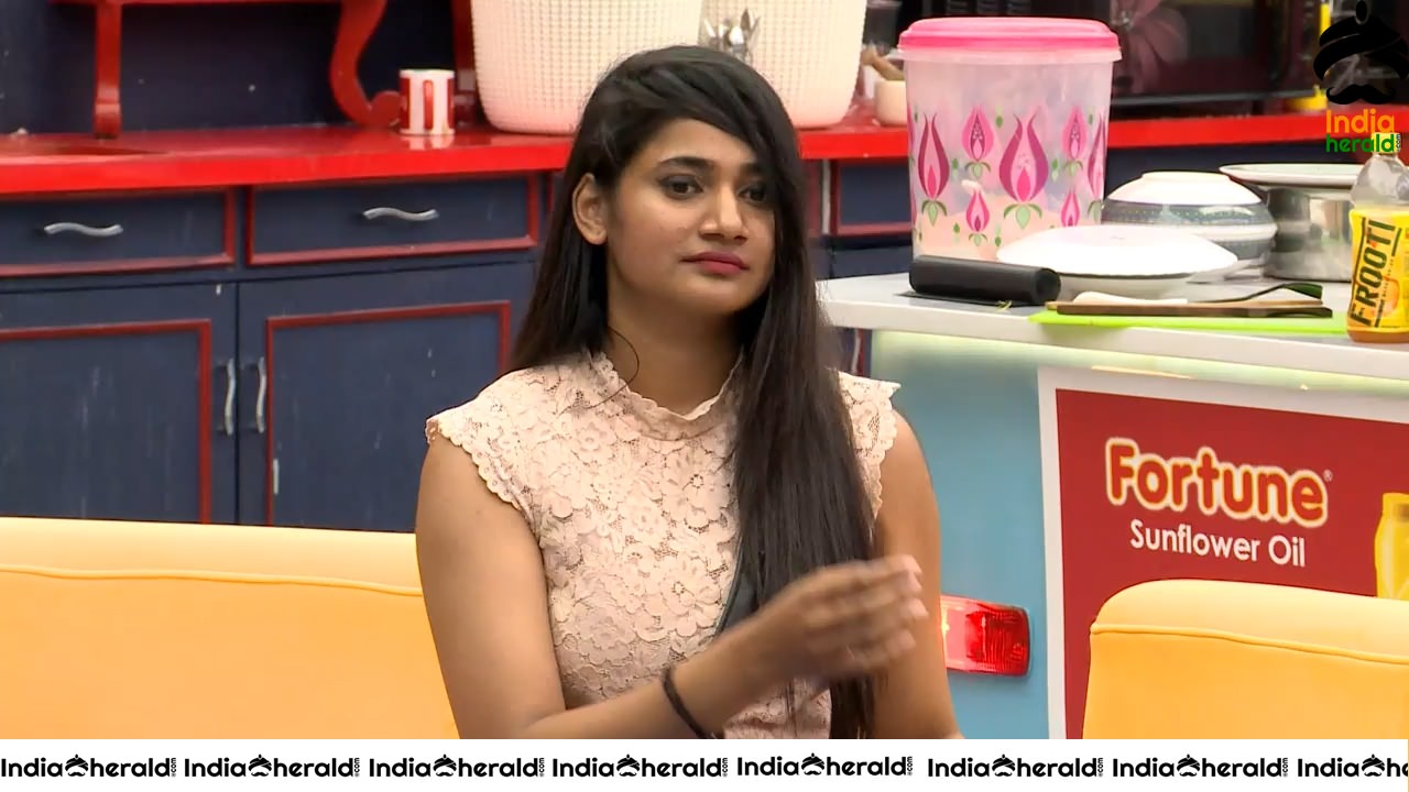 Bigg Boss Tamil Season 3 Day 93 Hot Wallpapers Set 3