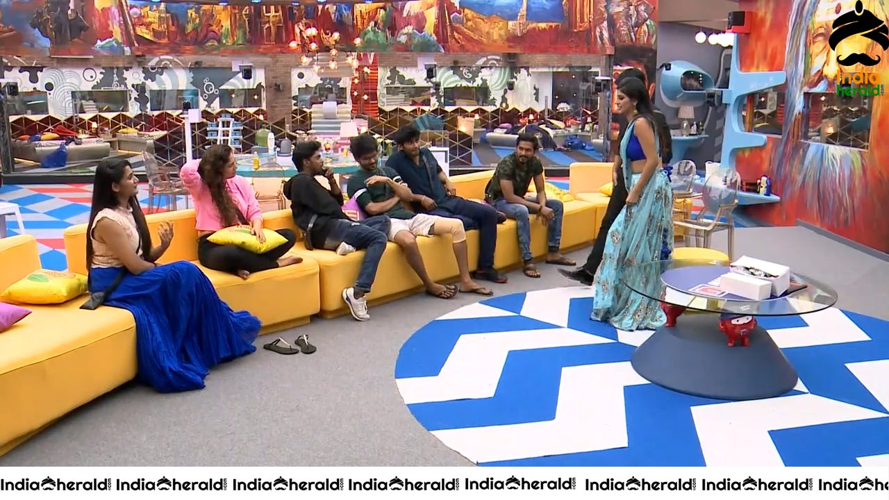 Bigg Boss Tamil Season 3 Day 93 Hot Wallpapers Set 3