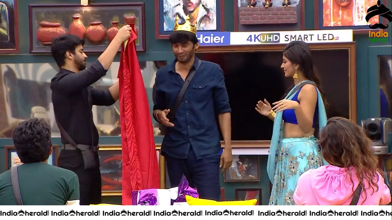 Bigg Boss Tamil Season 3 Day 93 Hot Wallpapers Set 3