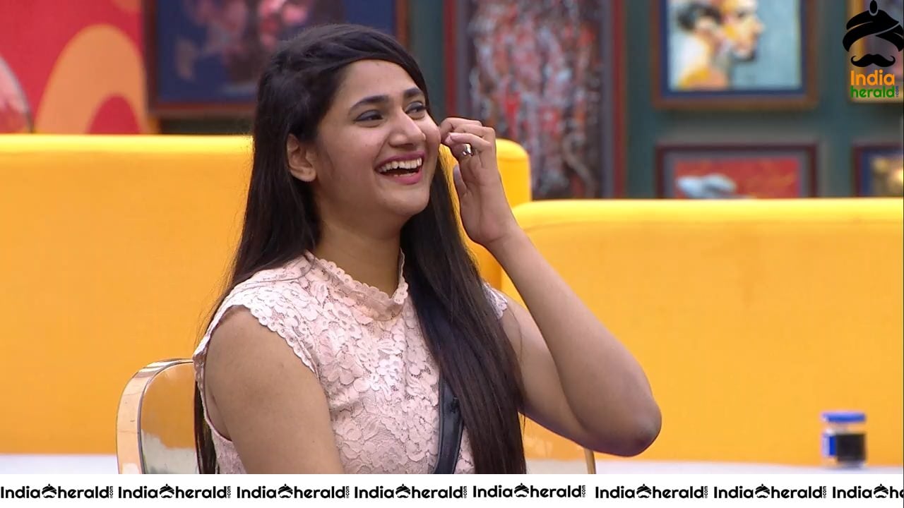 Bigg Boss Tamil Season 3 Day 93 Hot Wallpapers Set 4