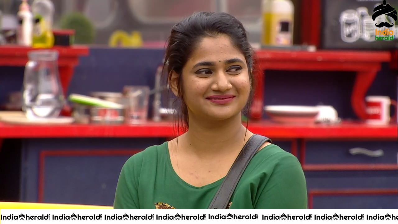 Bigg Boss Tamil Season 3 Day 94 Hot Wallpapers Set 5