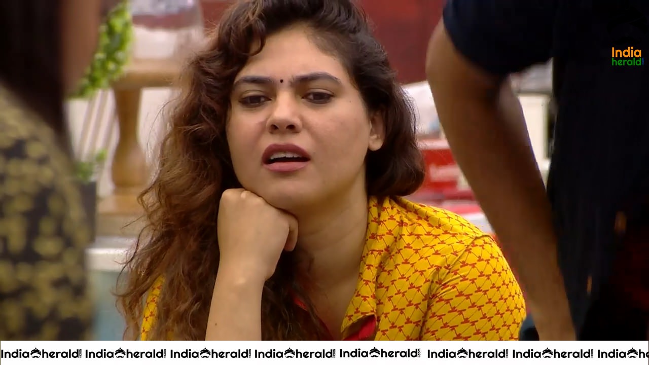 Bigg Boss Tamil Season 3 Day 94 Hot Wallpapers Set 5