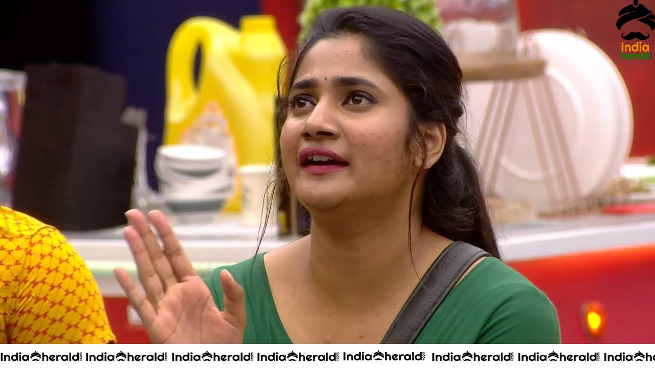 Bigg Boss Tamil Season 3 Day 95 Hot Wallpapers Set 1