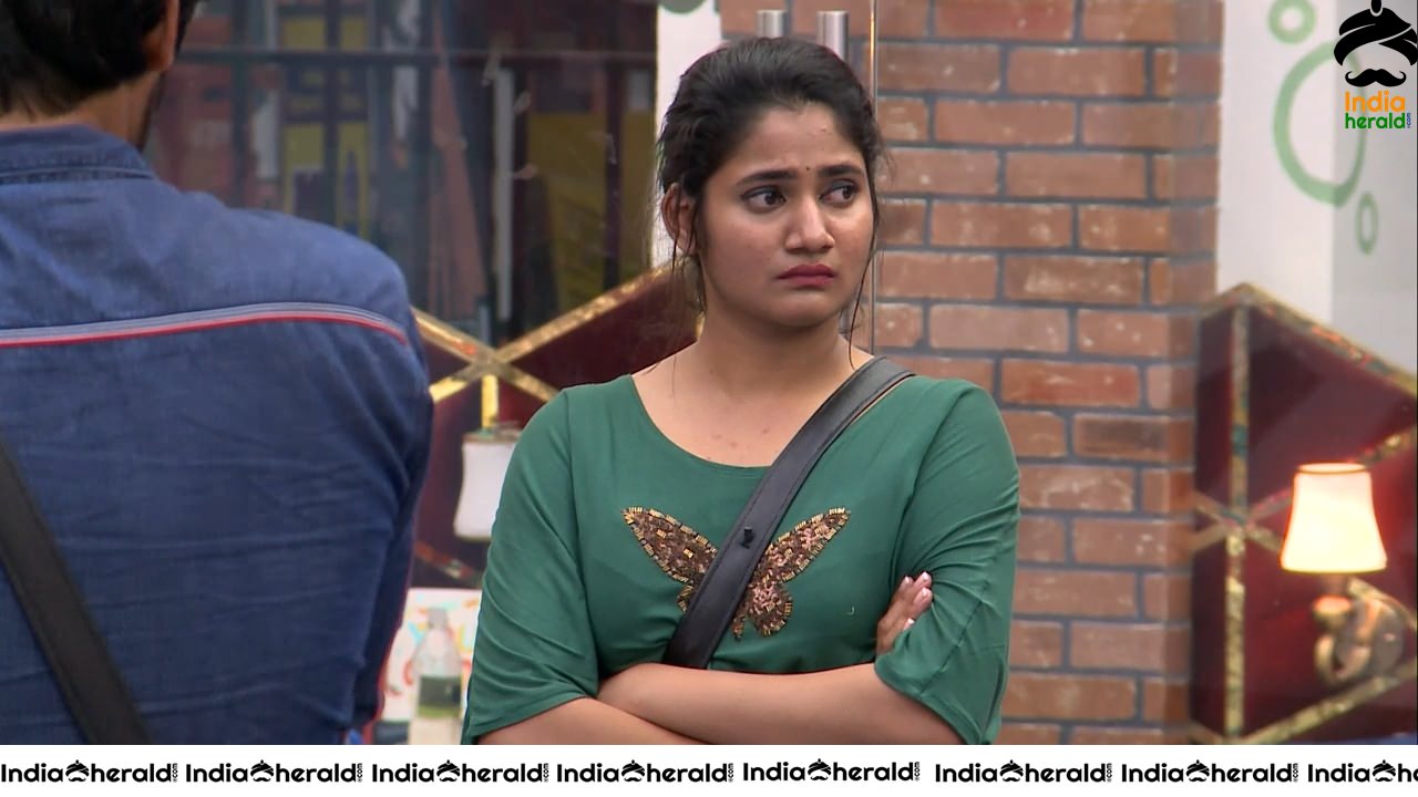 Bigg Boss Tamil Season 3 Day 95 Hot Wallpapers Set 2