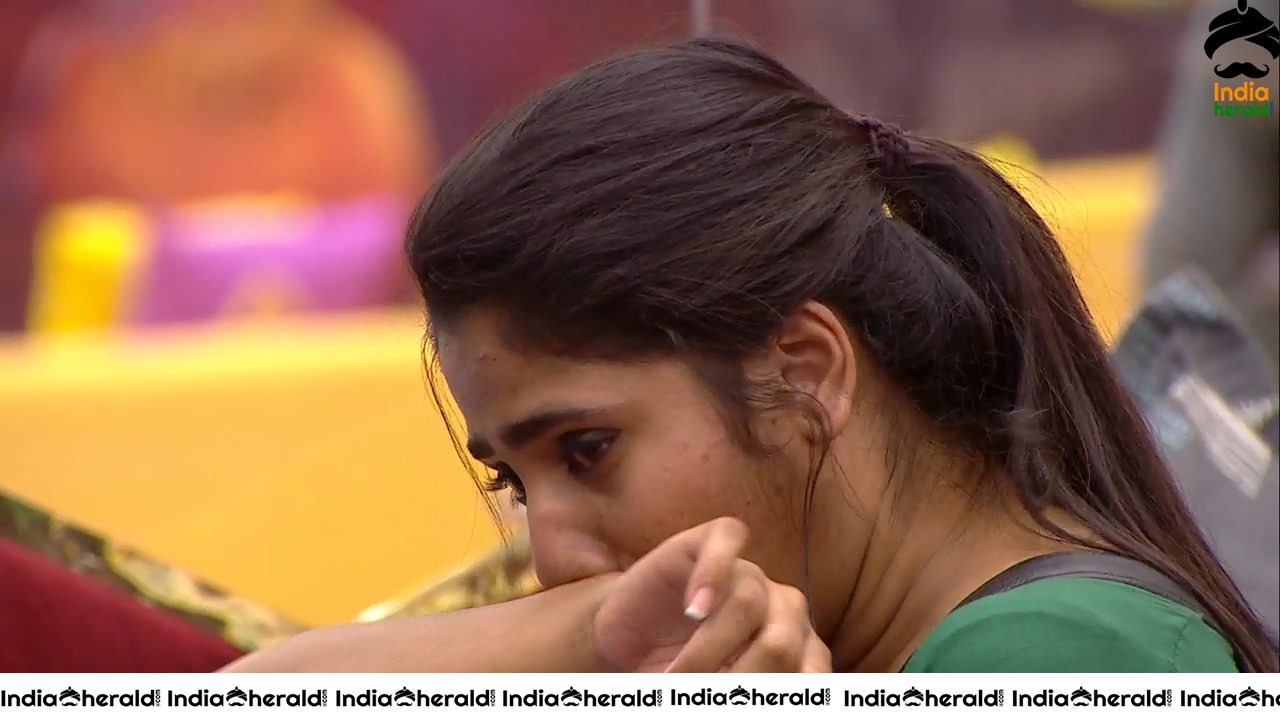 Bigg Boss Tamil Season 3 Day 95 Hot Wallpapers Set 2