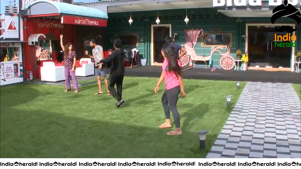 Bigg Boss Tamil Season 3 Day 96 Hot Wallpapers Set 3