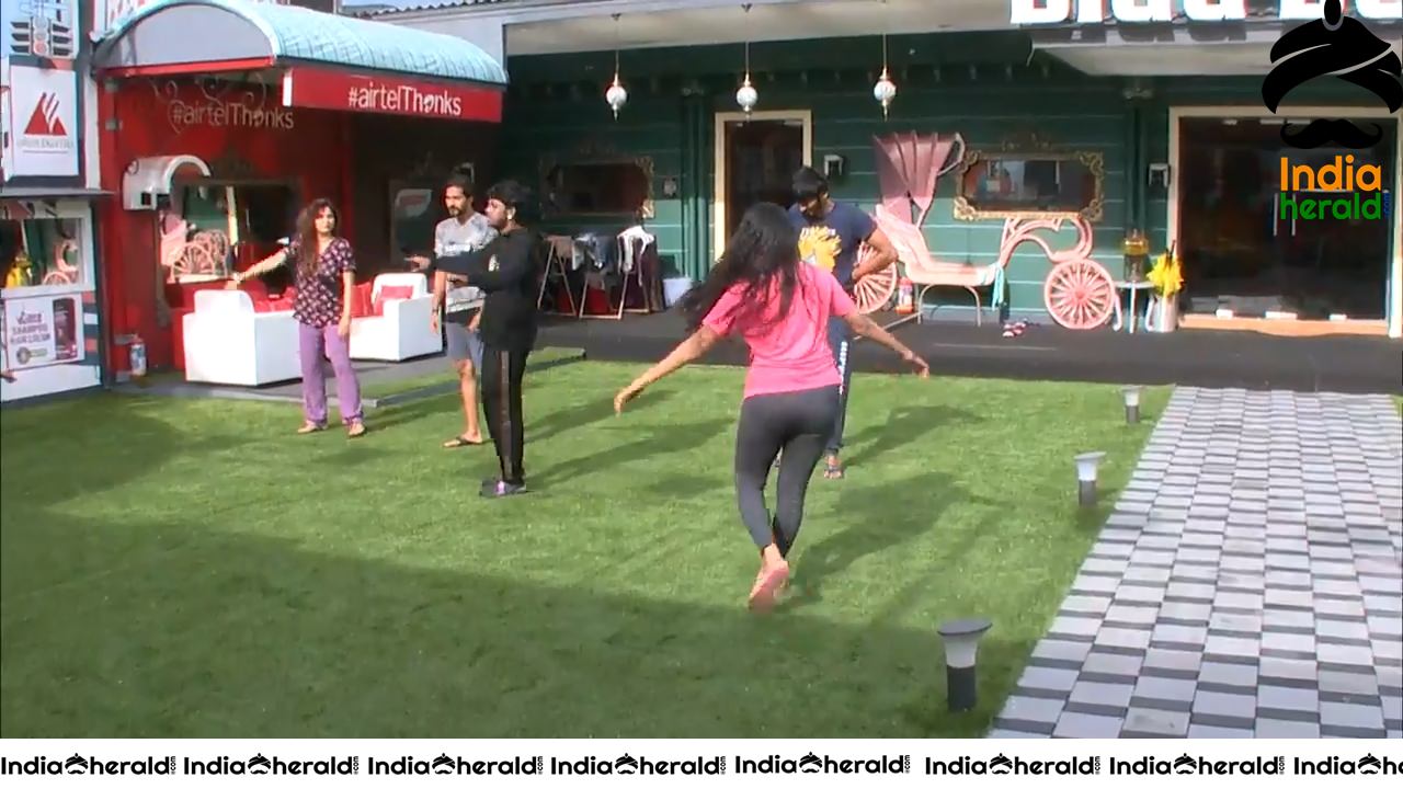 Bigg Boss Tamil Season 3 Day 96 Hot Wallpapers Set 3