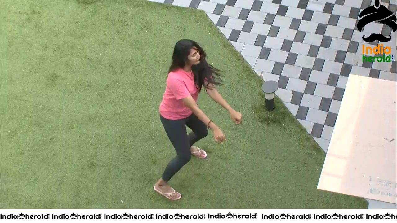 Bigg Boss Tamil Season 3 Day 96 Hot Wallpapers Set 3