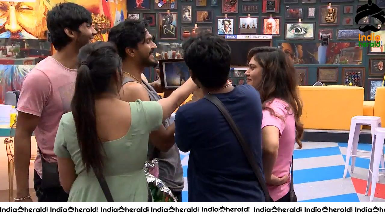 Bigg Boss Tamil Season 3 Day 97 Hot Wallpapers Set 2