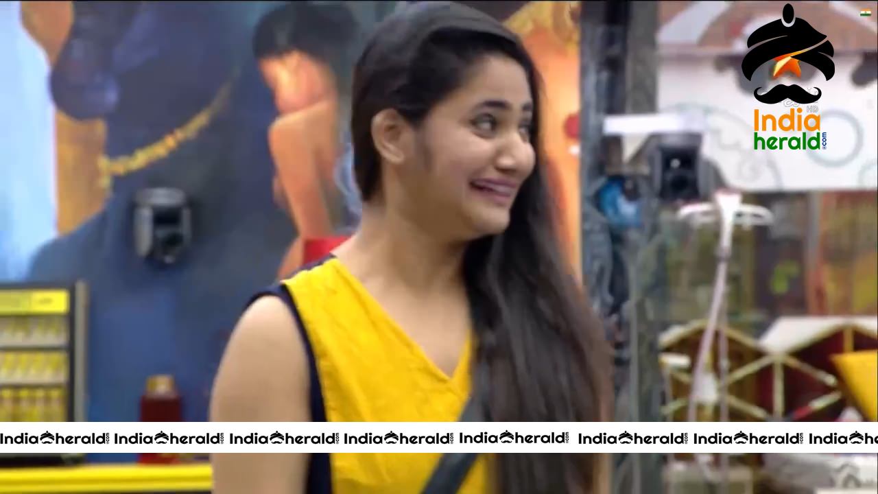 Bigg Boss Tamil Season 3 Day 99 Hot Wallpapers Set 2