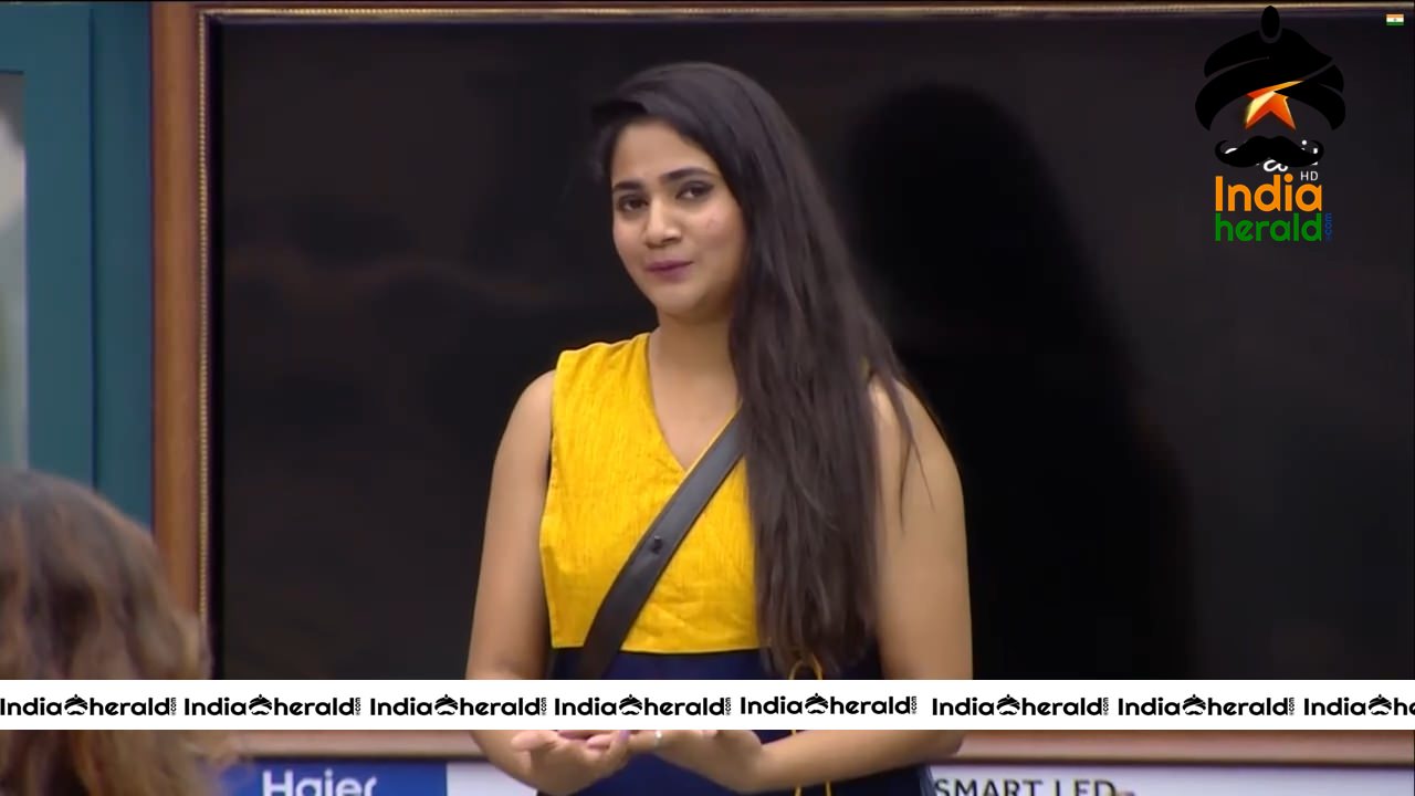 Bigg Boss Tamil Season 3 Day 99 Hot Wallpapers Set 3