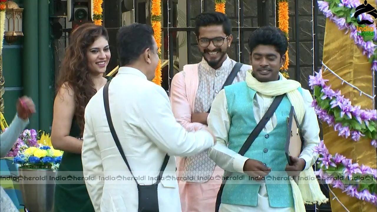 Bigg Boss Tamil Season 3 GRAND FINALE HOT WALLPAPERS Set 2