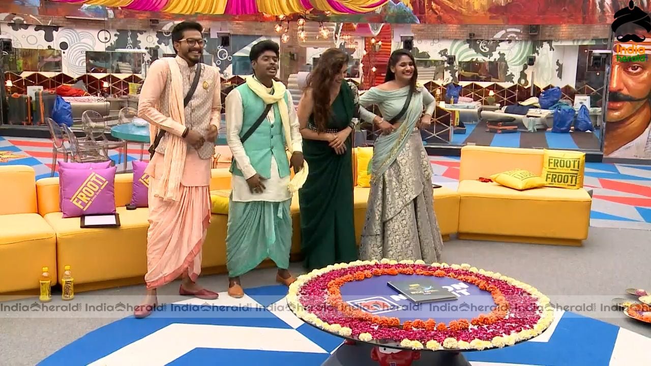 Bigg Boss Tamil Season 3 GRAND FINALE HOT WALLPAPERS Set 2