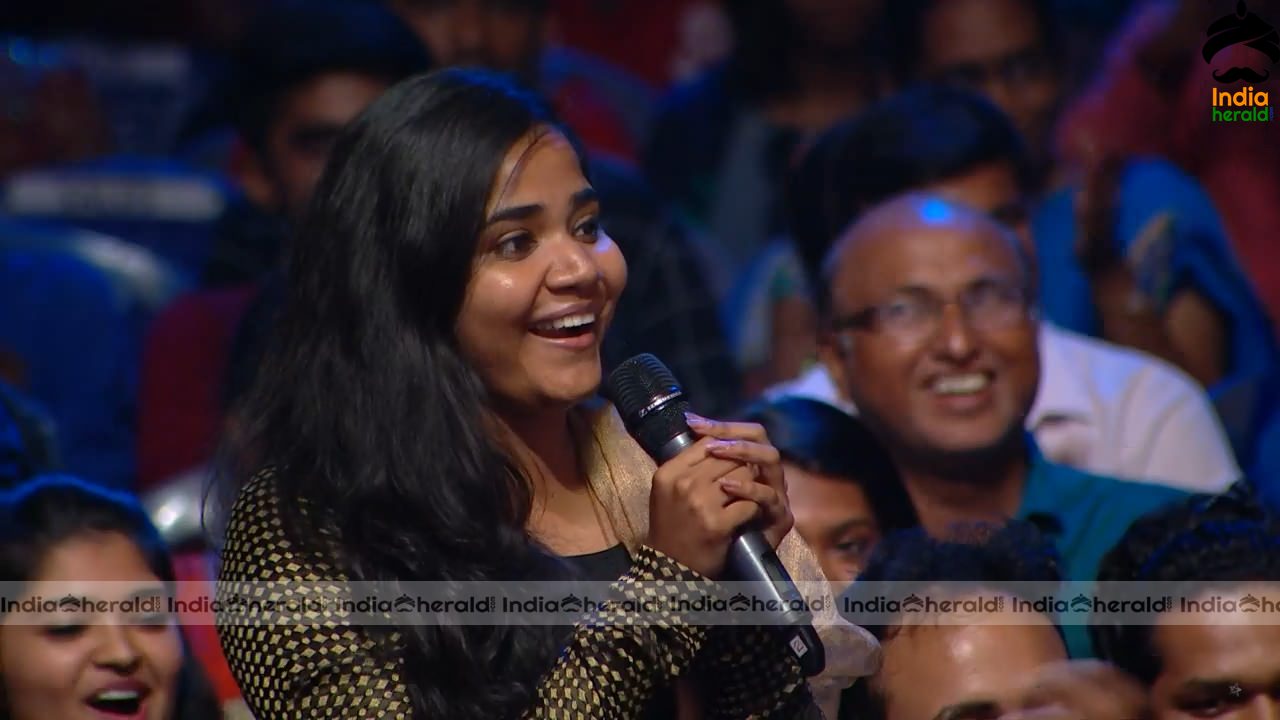 Bigg Boss Tamil Season 3 GRAND FINALE HOT WALLPAPERS Set 3