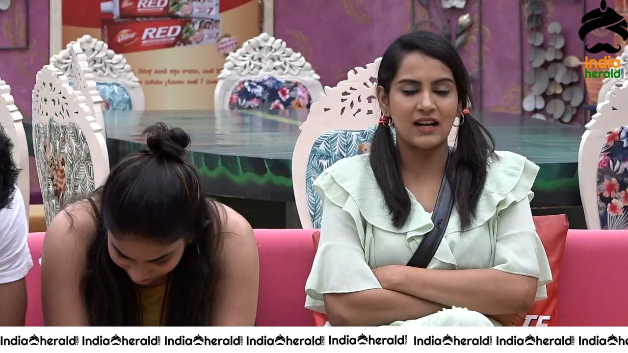 Bigg Boss Telugu Season 3 Day 54 Hot Wallpapers Set 1