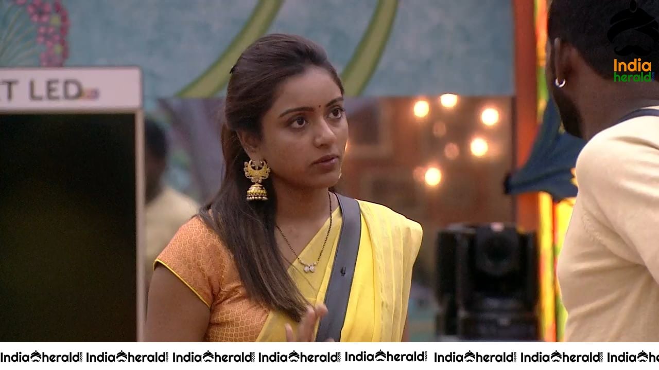 Bigg Boss Telugu Season 3 Day 54 Hot Wallpapers Set 4