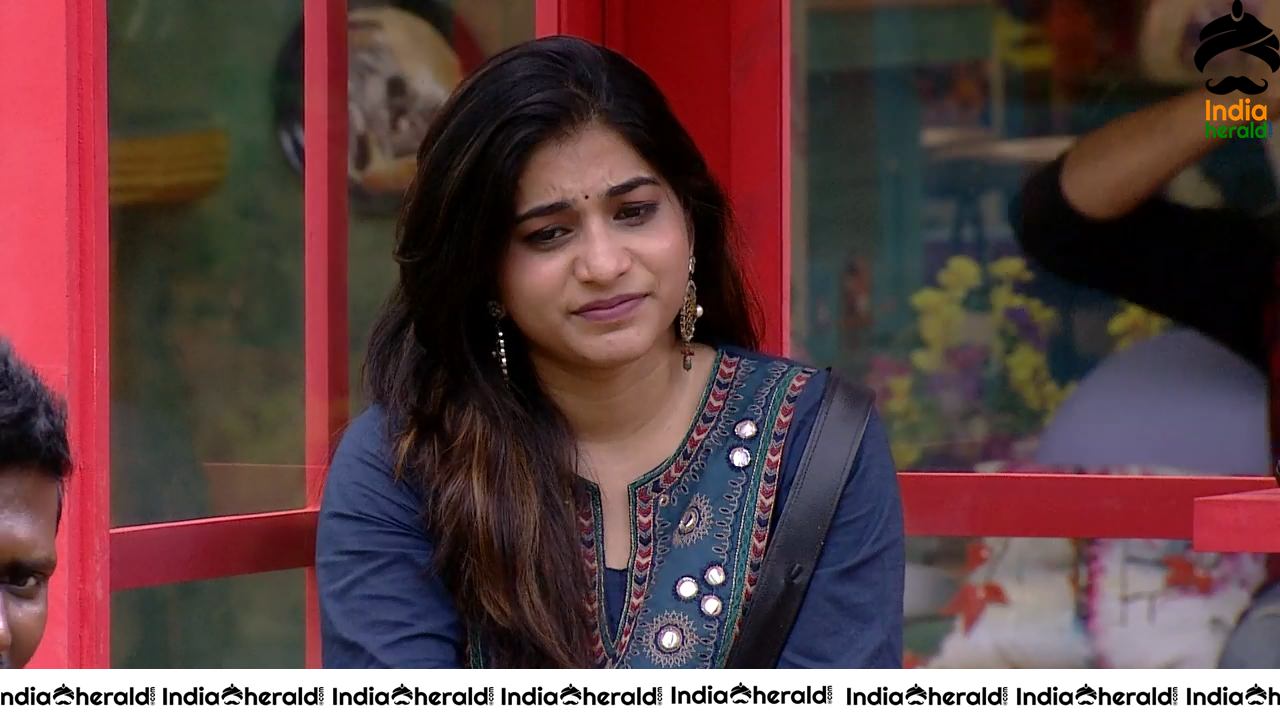 Bigg Boss Telugu Season 3 Day 57 Hot Wallpapers Set 2