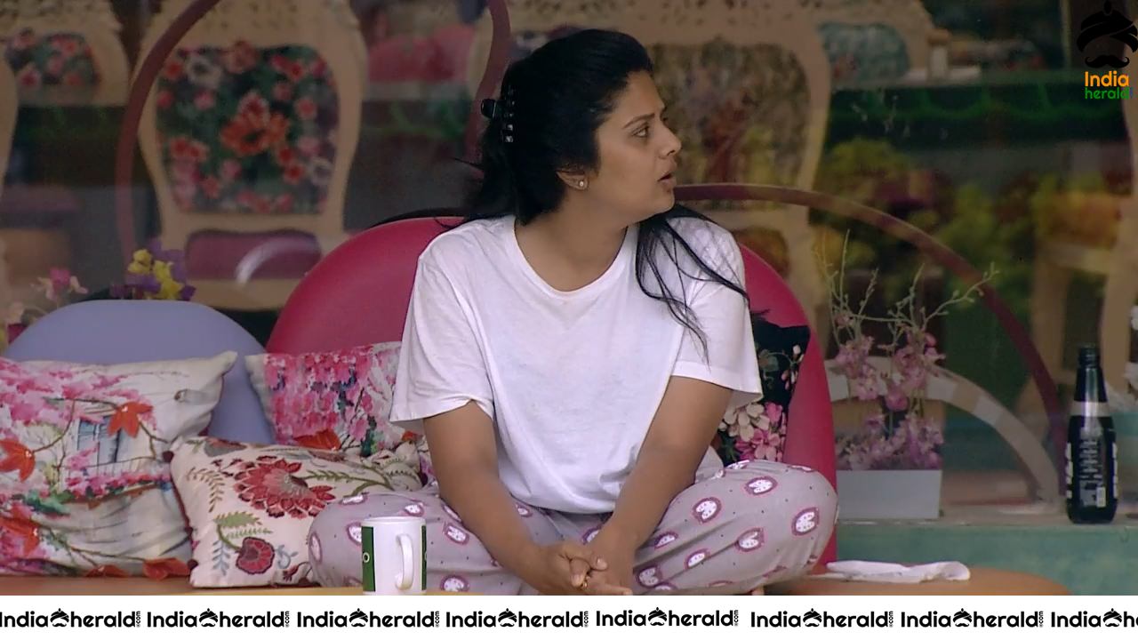 Bigg Boss Telugu Season 3 Day 58 Hot Wallpapers Set 2