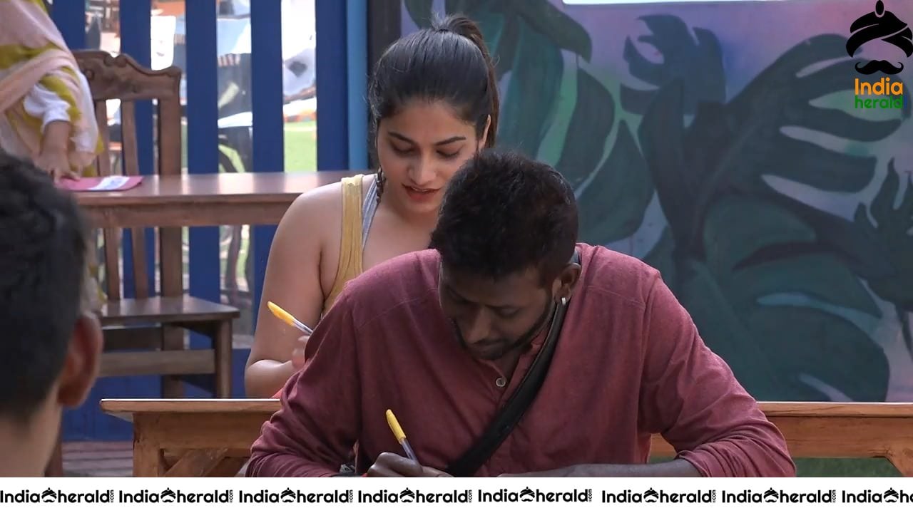 Bigg Boss Telugu Season 3 Day 59 Hot Wallpapers Set 1