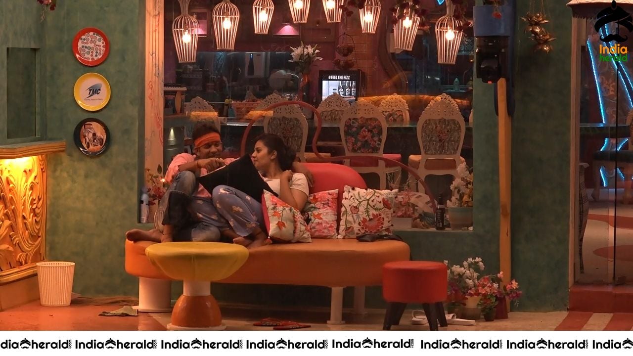 Bigg Boss Telugu Season 3 Day 60 Hot Wallpapers Set 3