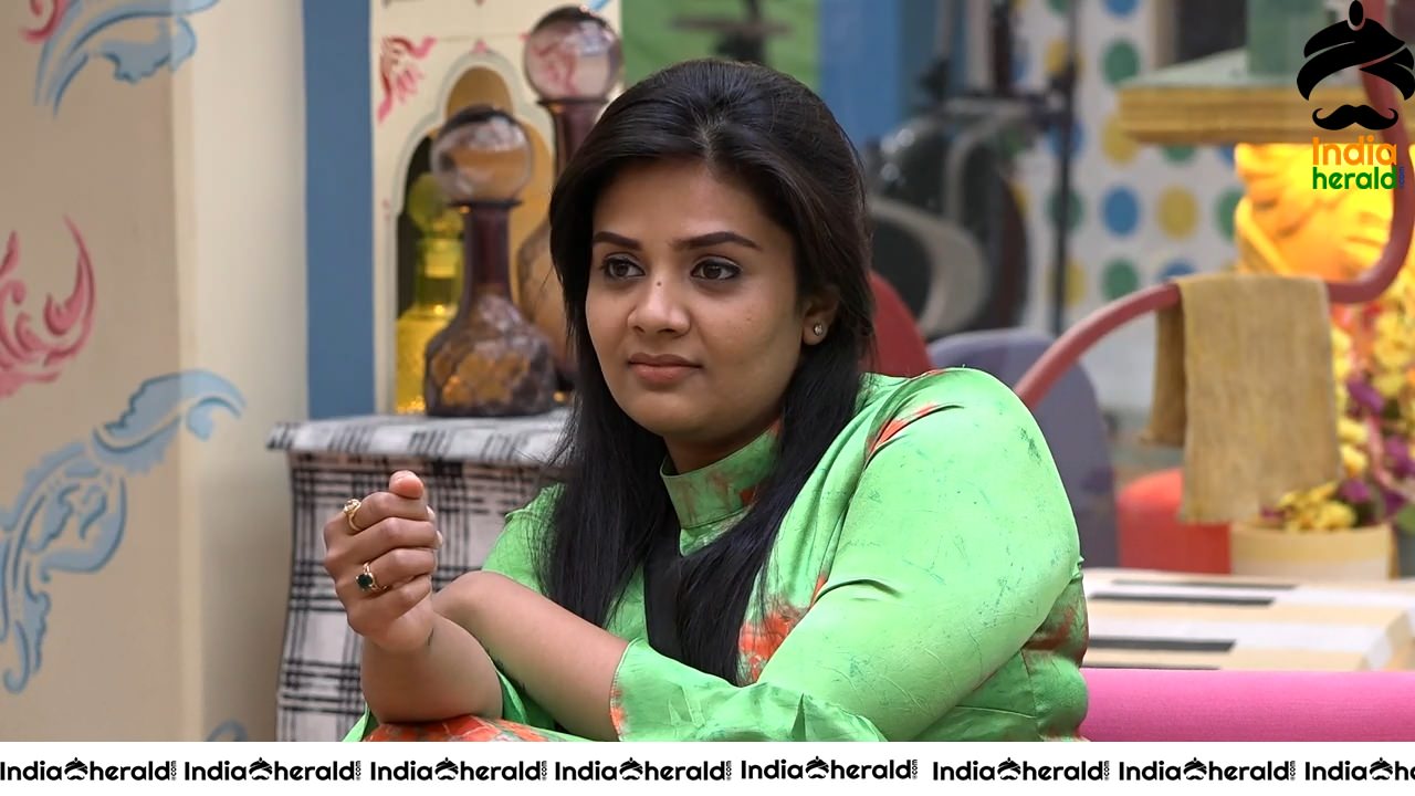 Bigg Boss Telugu Season 3 Day 61 Hot Wallpapers Set 1