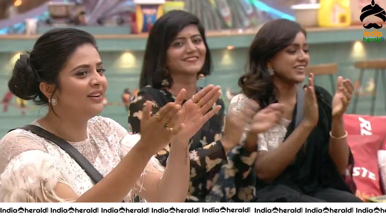 Bigg Boss Telugu Season 3 Day 63 Hot Wallpapers Set 2