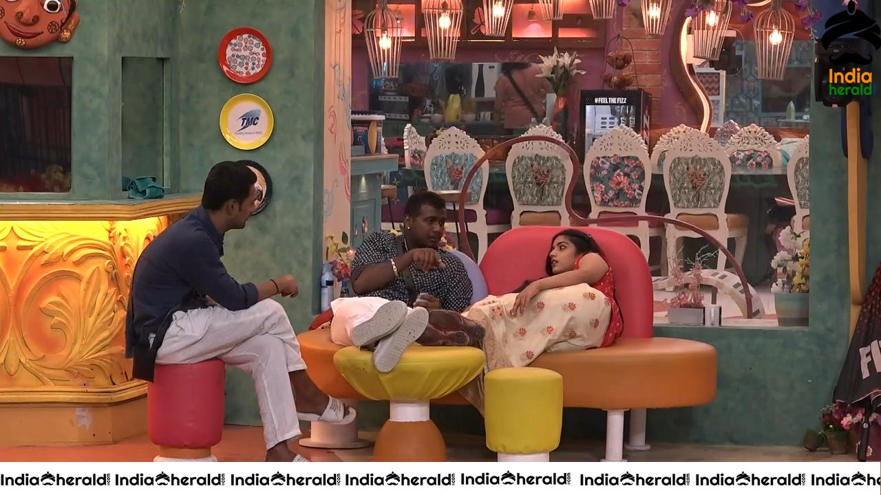 Bigg Boss Telugu Season 3 Day 65 Hot Wallpapers Set 1