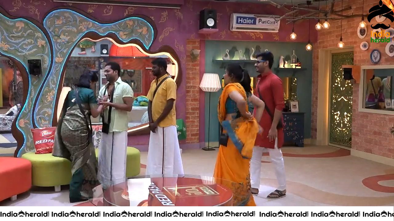 Bigg Boss Telugu Season 3 Day 65 Hot Wallpapers Set 2