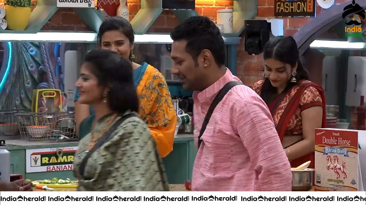 Bigg Boss Telugu Season 3 Day 66 Hot Wallpapers Set 1